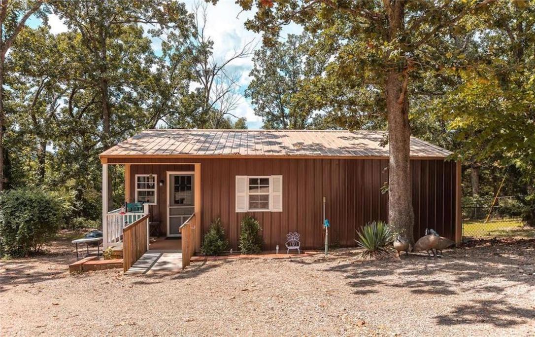 Dragonfly Meadows Guesthouse Stoutland Exterior foto